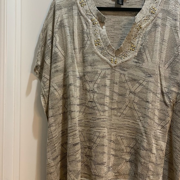 White House Black Market Beige Embellished Dolman Split VNeck Sweater Medium. - Picture 4 of 6